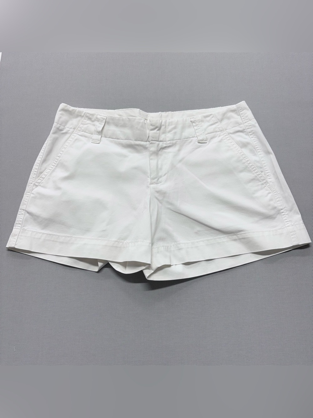 GAP Factory 2008 Favorite Chino Shorts White Women’s 10 3.5” Inseam